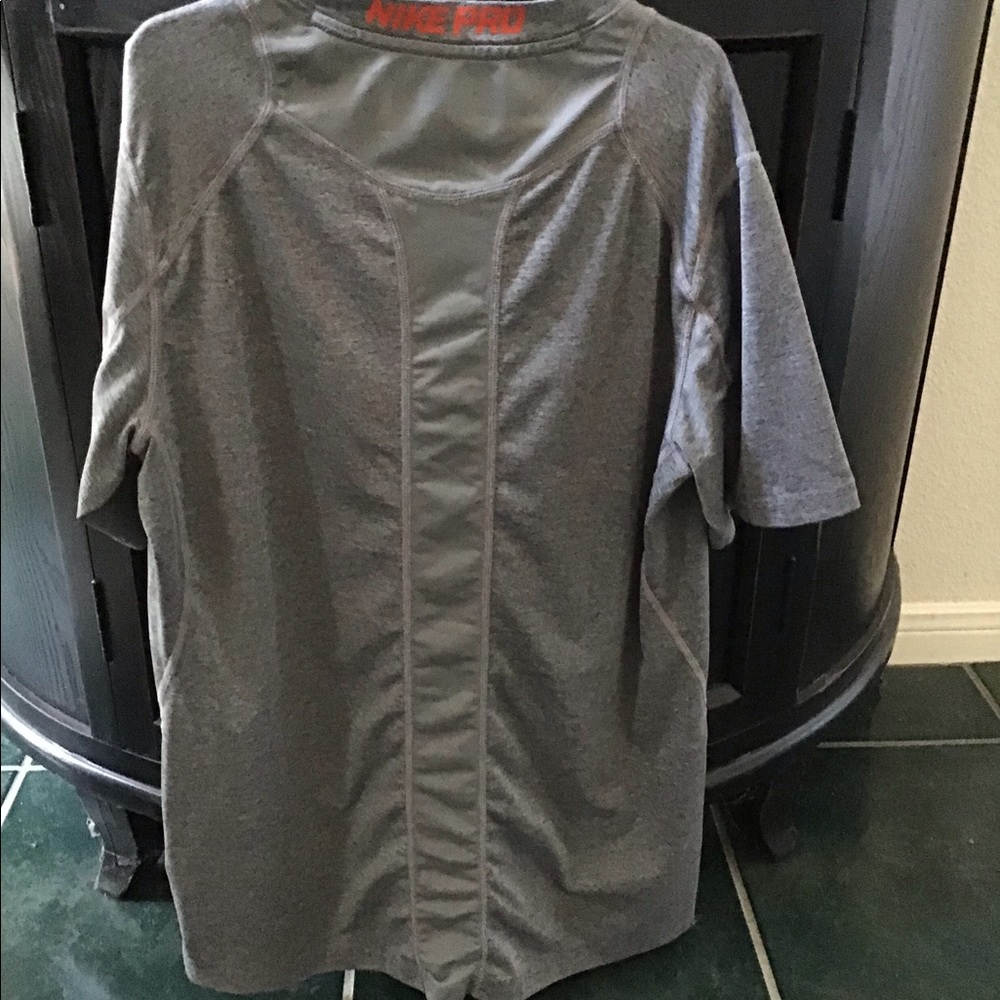 Boys NikePro Dryfit fitted t shirt Sz XL